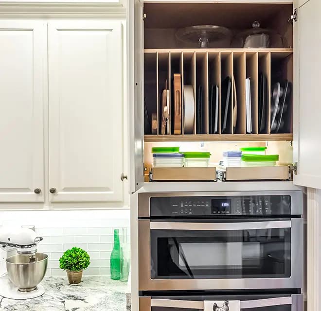 Custom pull-out shelving solution for flat items