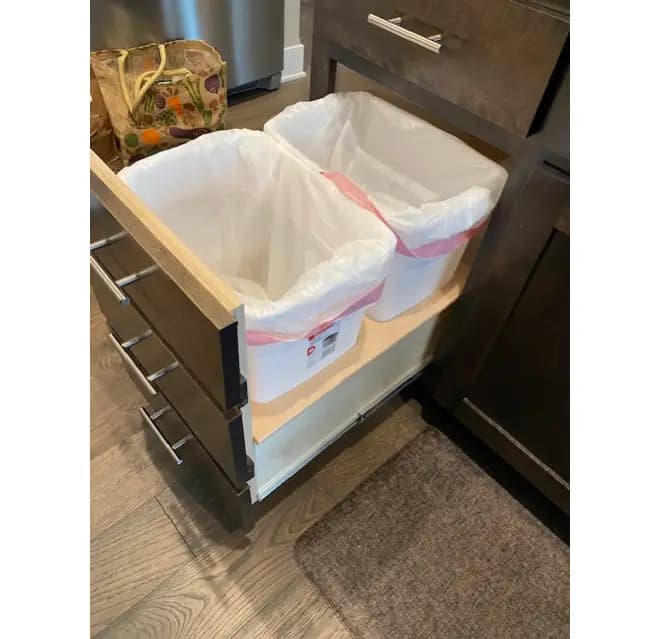Benefits of pull-out trash organization
